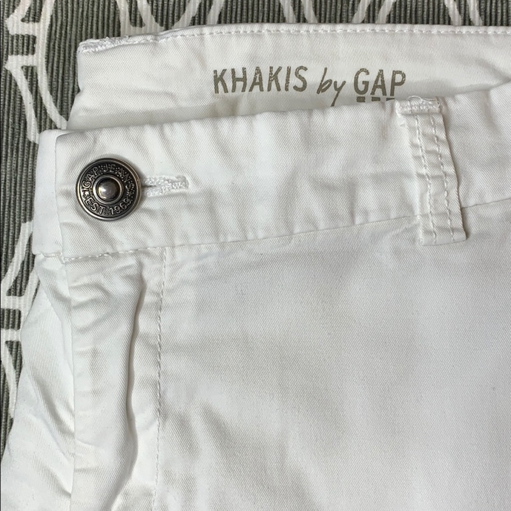 White Gap Shorts
